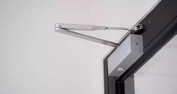 Screen Door Closer Installation in Venice, FL