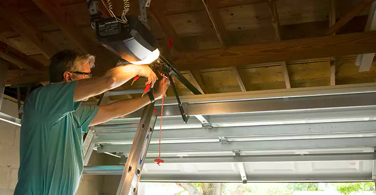 Chamberlain Garage Door Repair in Venice, FL
