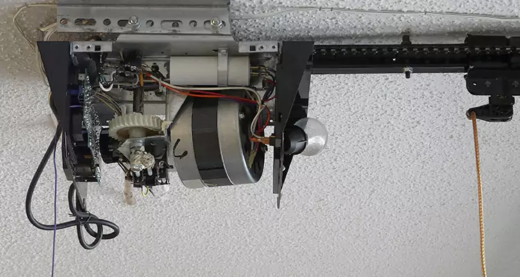 Garage Door Motor Replacement in Venice, FL